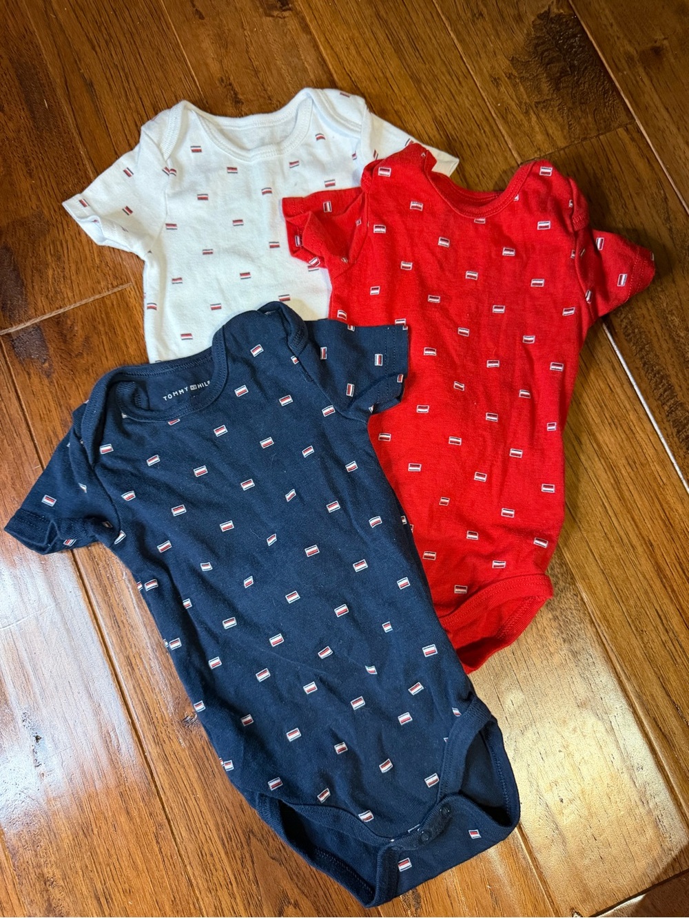 Tommy Hilfiger Kids 3-Pack Short-Sleeve Bodysuits - Red, Navy, White